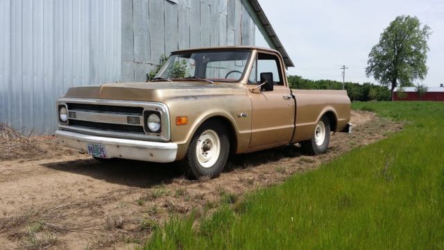 1969 Chevrolet C-10 Pickup