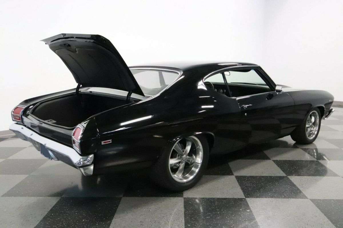 1969 Black Chevrolet Chevelle Coupe