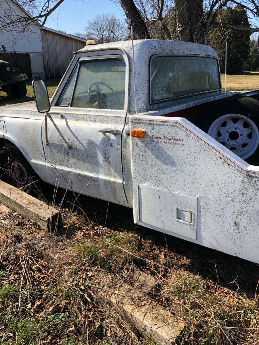 1969 White Chevrolet C/K Pickup 3500 Standard Cab Pickup