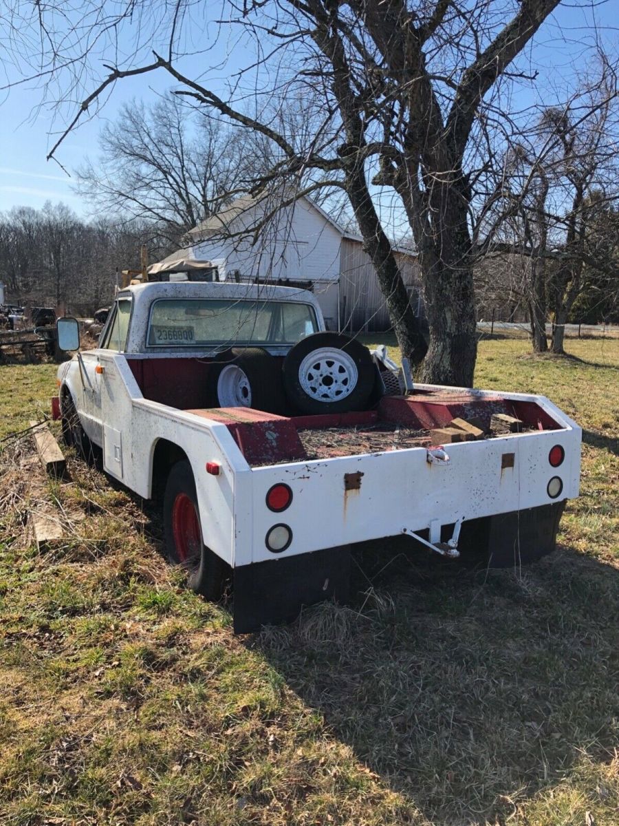 1969 White Chevrolet C/K Pickup 3500 Standard Cab Pickup