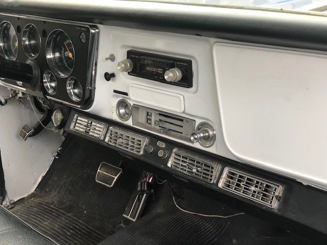 1969 Chevrolet C-10 Standard Cab Pickup