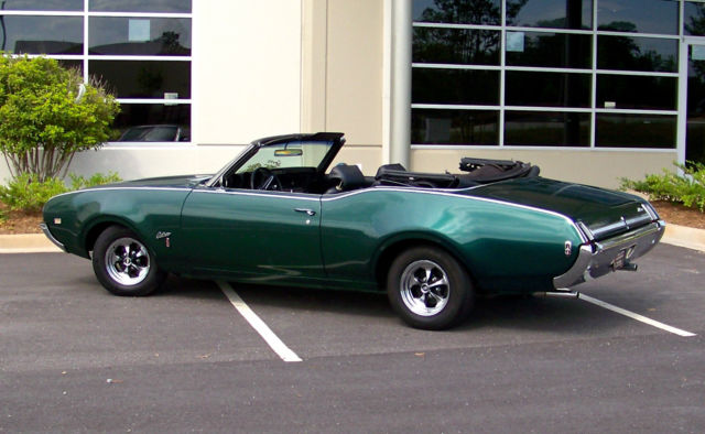 1969 Green Oldsmobile Cutlass Convertible