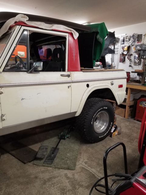 1969 wimbleton white/parchment Ford Bronco