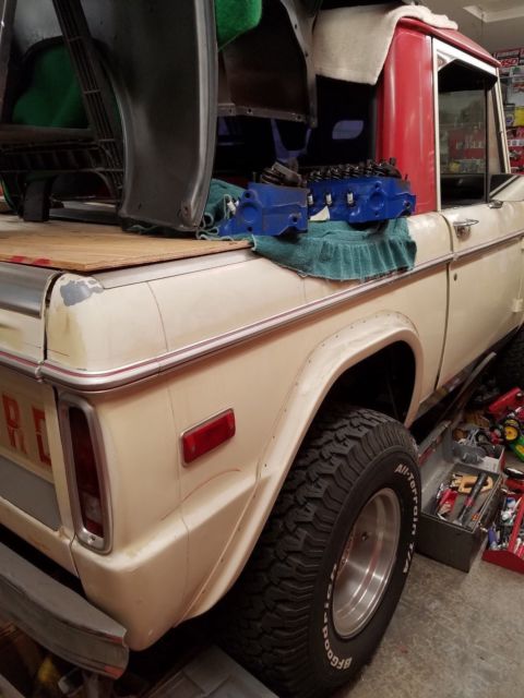 1969 wimbleton white/parchment Ford Bronco