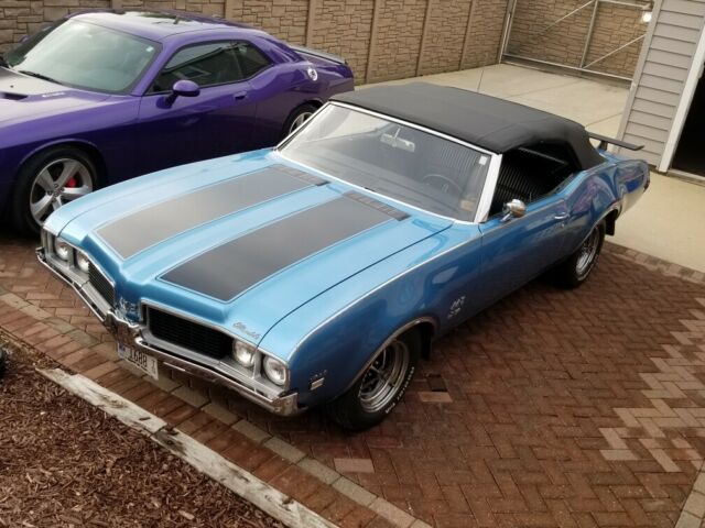 1969 Teal Oldsmobile 442 Convertible