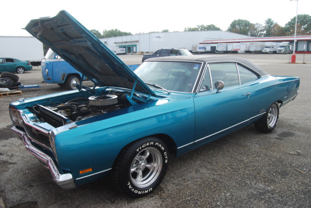 1969 B-5 Blue Plymouth GTX Coupe