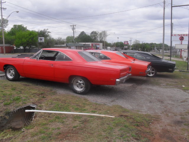 1969 Brown Plymouth Road Runner Coupe