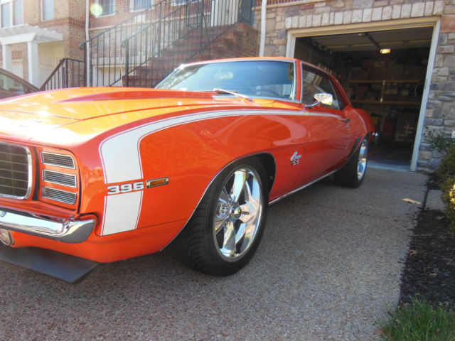 19690000 Hugger Orange Chevrolet Camaro Coupe