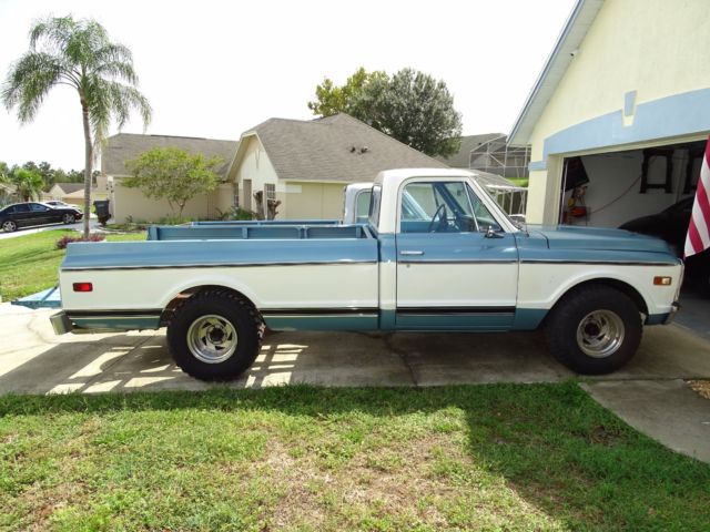1969 Blue Chevrolet C-10 Standard Cab Pickup