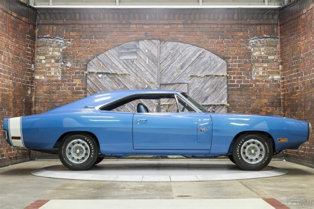 1970 Blue Dodge Charger Coupe