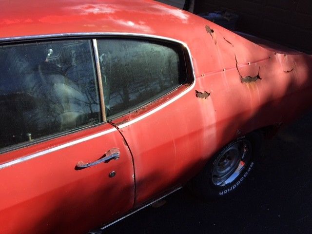 1970 red Chevrolet Chevelle