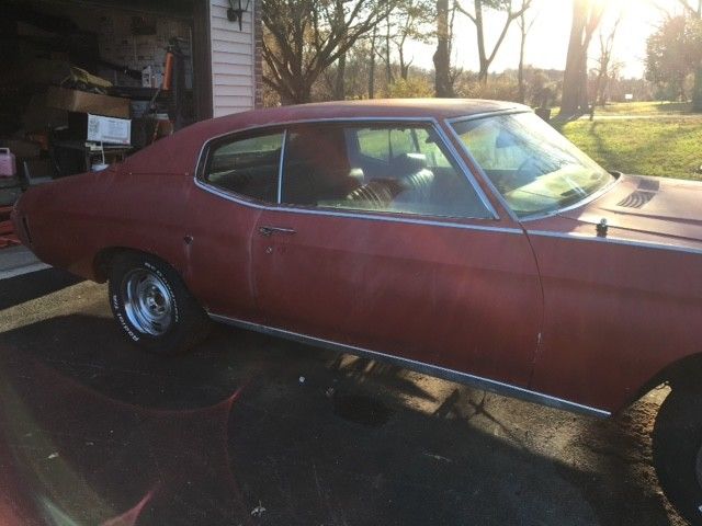 1970 red Chevrolet Chevelle