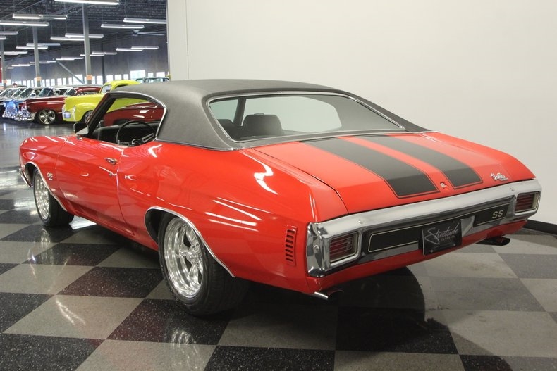 1970 Red Chevrolet Chevelle Coupe