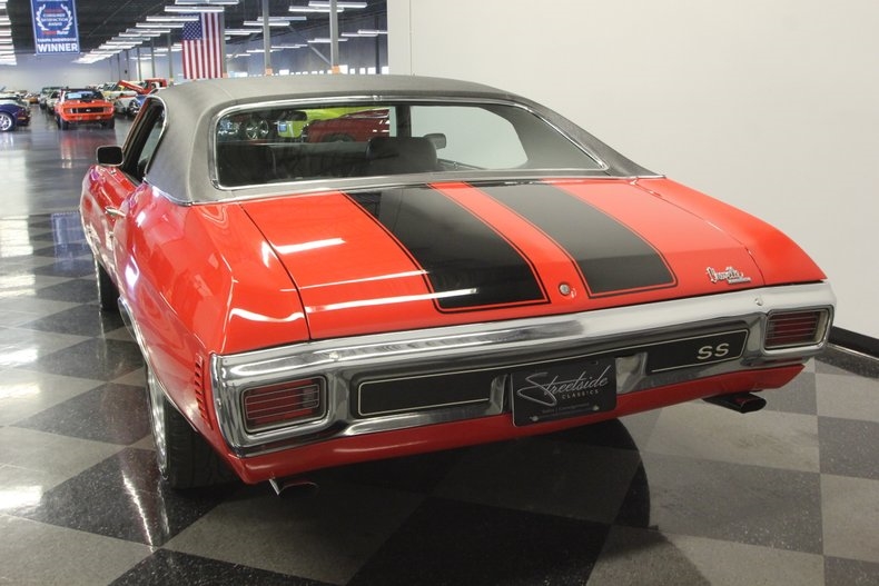 1970 Red Chevrolet Chevelle Coupe