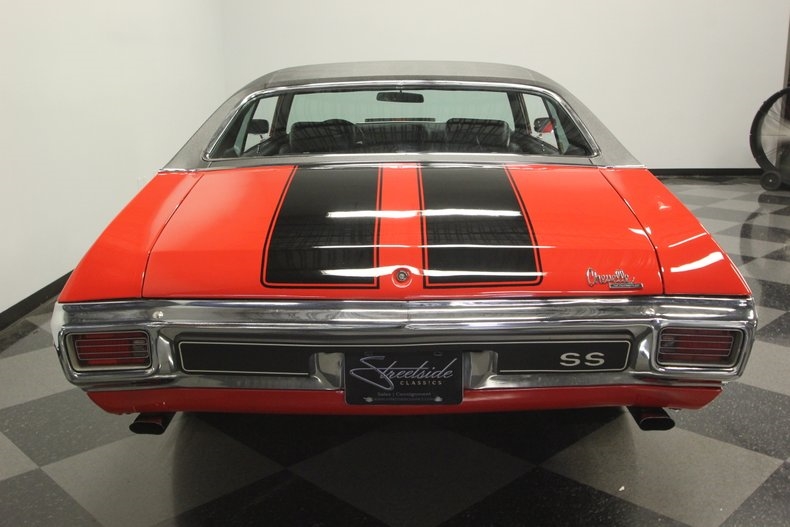 1970 Red Chevrolet Chevelle Coupe