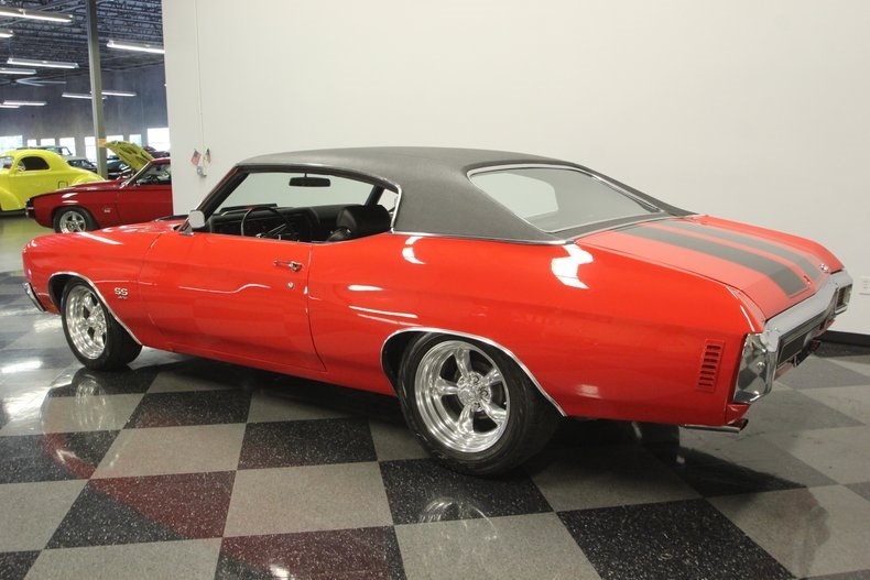 1970 Red Chevrolet Chevelle Coupe