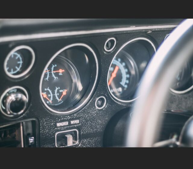 1970 Silver Chevrolet Chevelle Coupe