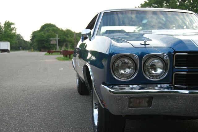 1970 Blue Chevrolet Chevelle Coupe
