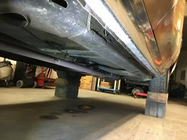 1970 tan Chevrolet Chevelle Sedan