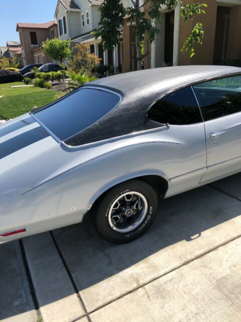 1970 Oldsmobile Cutlass Coupe