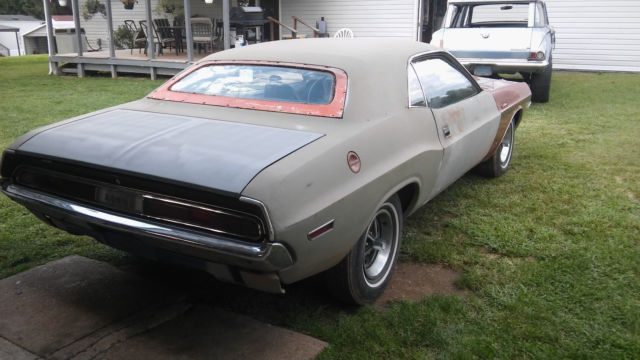 1970 Orange Dodge Challenger Coupe