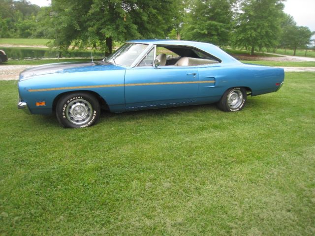 1970 Blue Plymouth Road Runner Coupe