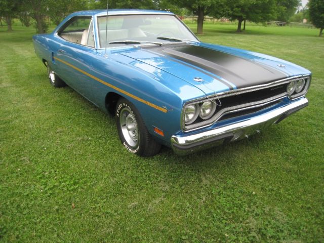 1970 Blue Plymouth Road Runner Coupe
