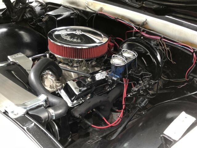 1971 White Chevrolet C-10 Standard Cab Pickup