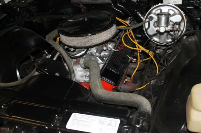 1971 Silver Chevrolet Chevelle Coupe