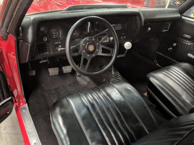 1971 Red Chevrolet Chevelle Coupe