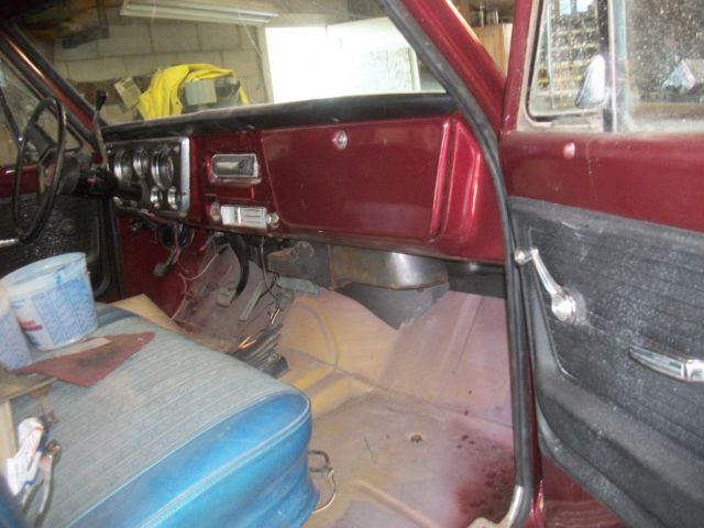 1971 Burgundy Chevrolet C/K Pickup 1500
