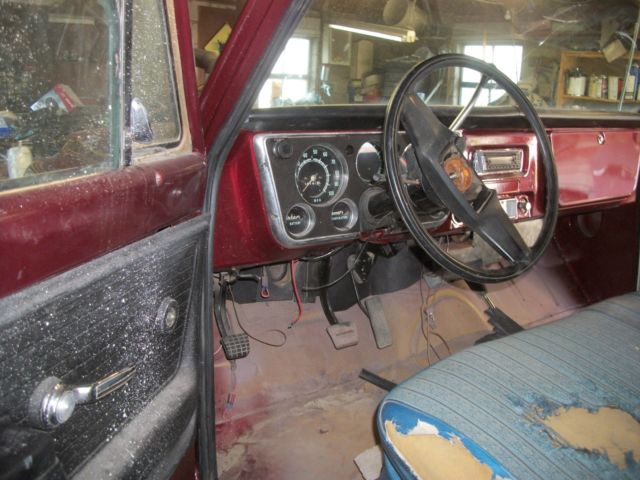 1971 Burgundy Chevrolet C/K Pickup 1500