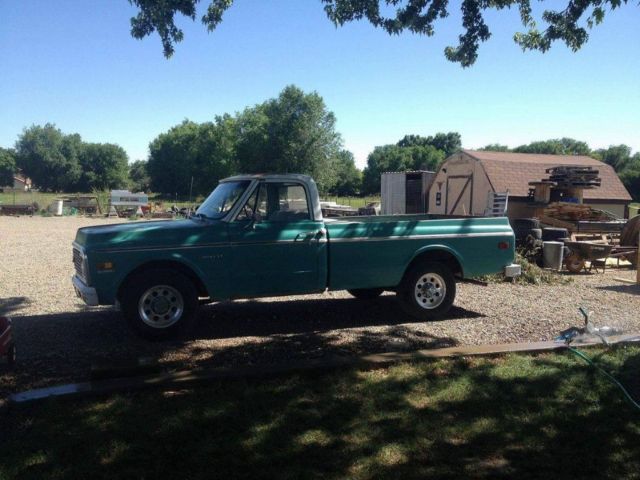 1971 Teal Chevrolet C-10 Crew Cab Pickup