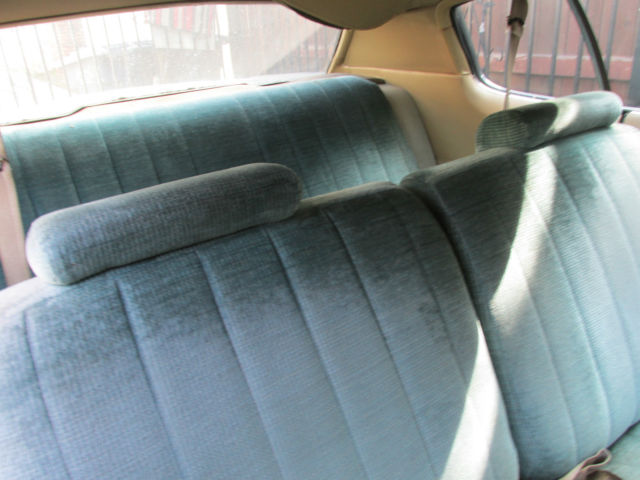 1971 Green Chevrolet Impala Sedan