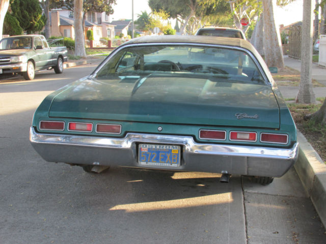1971 Green Chevrolet Impala Sedan