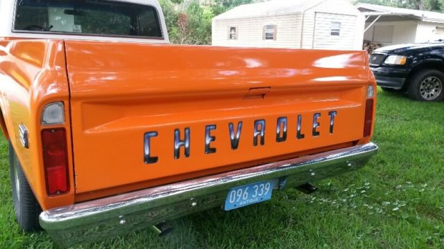 1971 Orange Chevrolet C-10