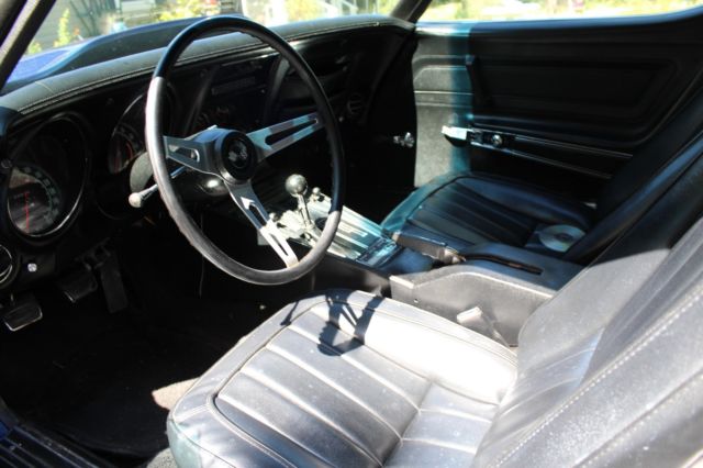 1971 Blue Chevrolet Corvette Coupe