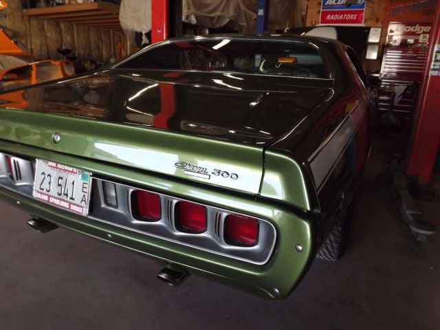 1971 Burgundy Dodge Charger
