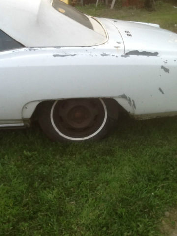 1971 White Cadillac Eldorado Convertible