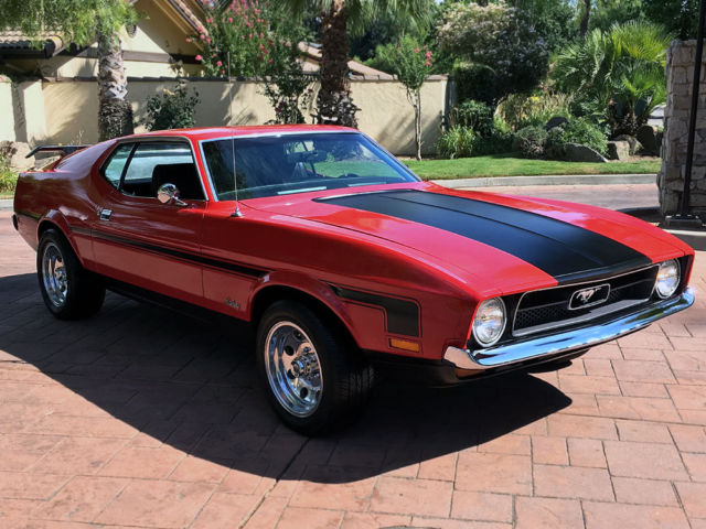 1971 Red Ford Mustang FASTBACK