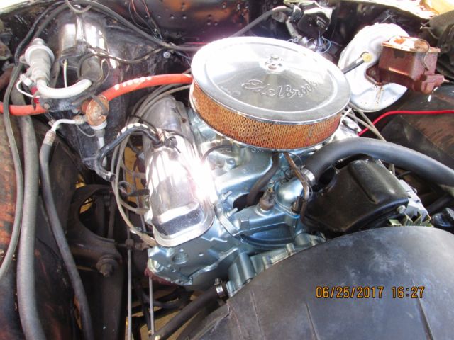 1971 Green Pontiac Le Mans Coupe