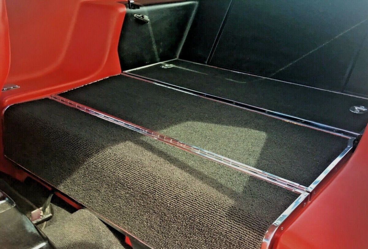 1971 Gold Ford Mustang Fastback