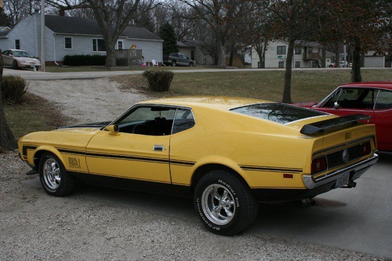 1971 Yellow Ford Mustang Coupe