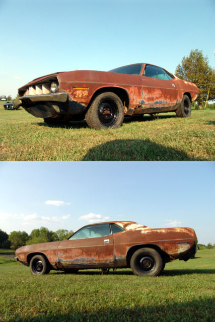 1971 Blue Plymouth Barracuda Coupe