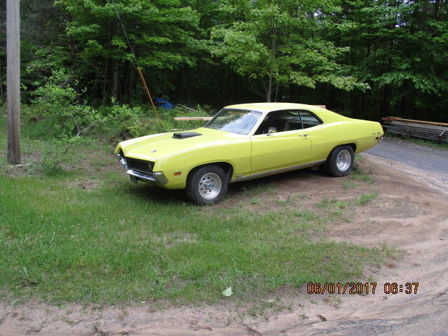 1971 Yellow Ford Torino 500