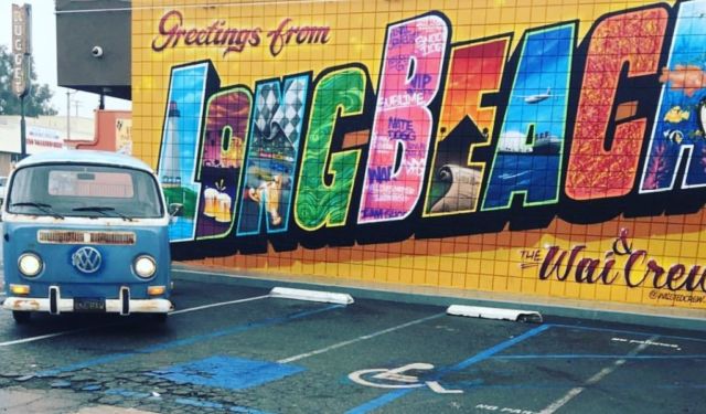 1971 Blue Volkswagen Bus/Vanagon Van