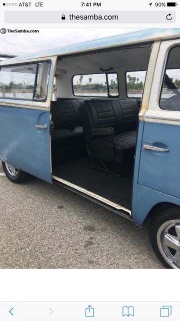 1971 Blue Volkswagen Bus/Vanagon Van