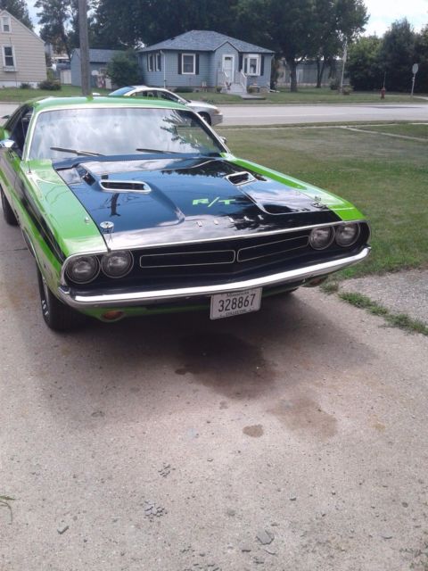 1971 Gorgeous green Dodge Challenger Coupe