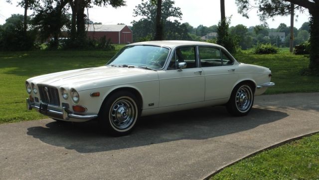 1972 White Jaguar XJ6