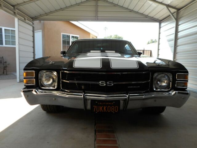 1972 Black Chevrolet Chevelle 2 Door